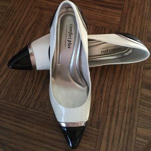 Comfort Plus by Predictions pointy high heels